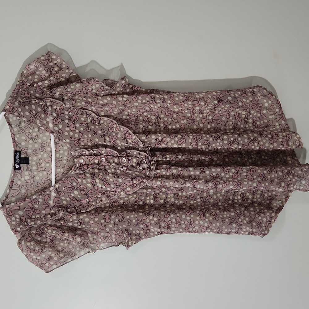 Lily White Junior’s Sheer Blouse (size L)